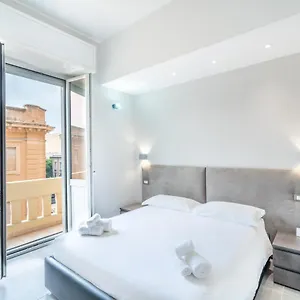 Appartement Kuzu Apts - Center - Wifi Ac Tv, Cagliari