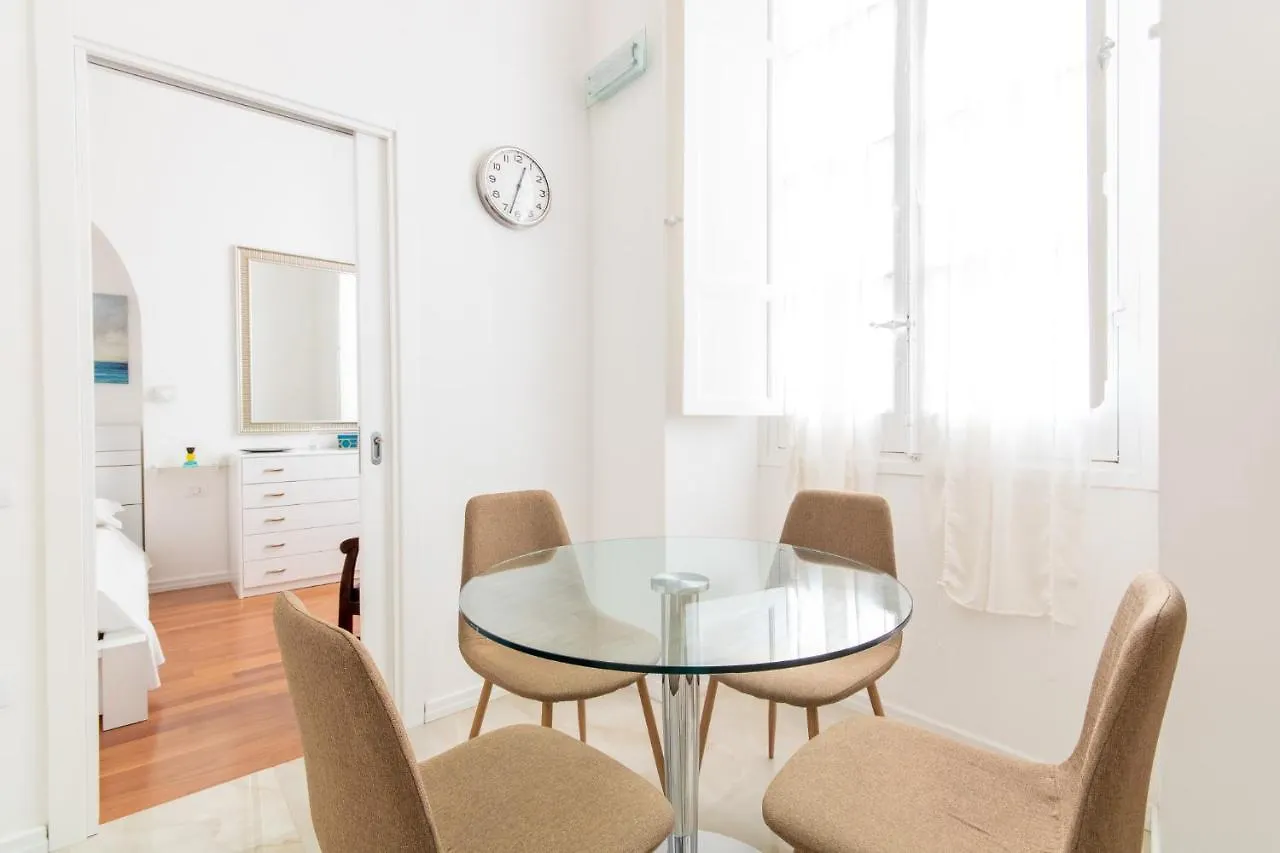 Hc Home Claudia Cagliari Apartment