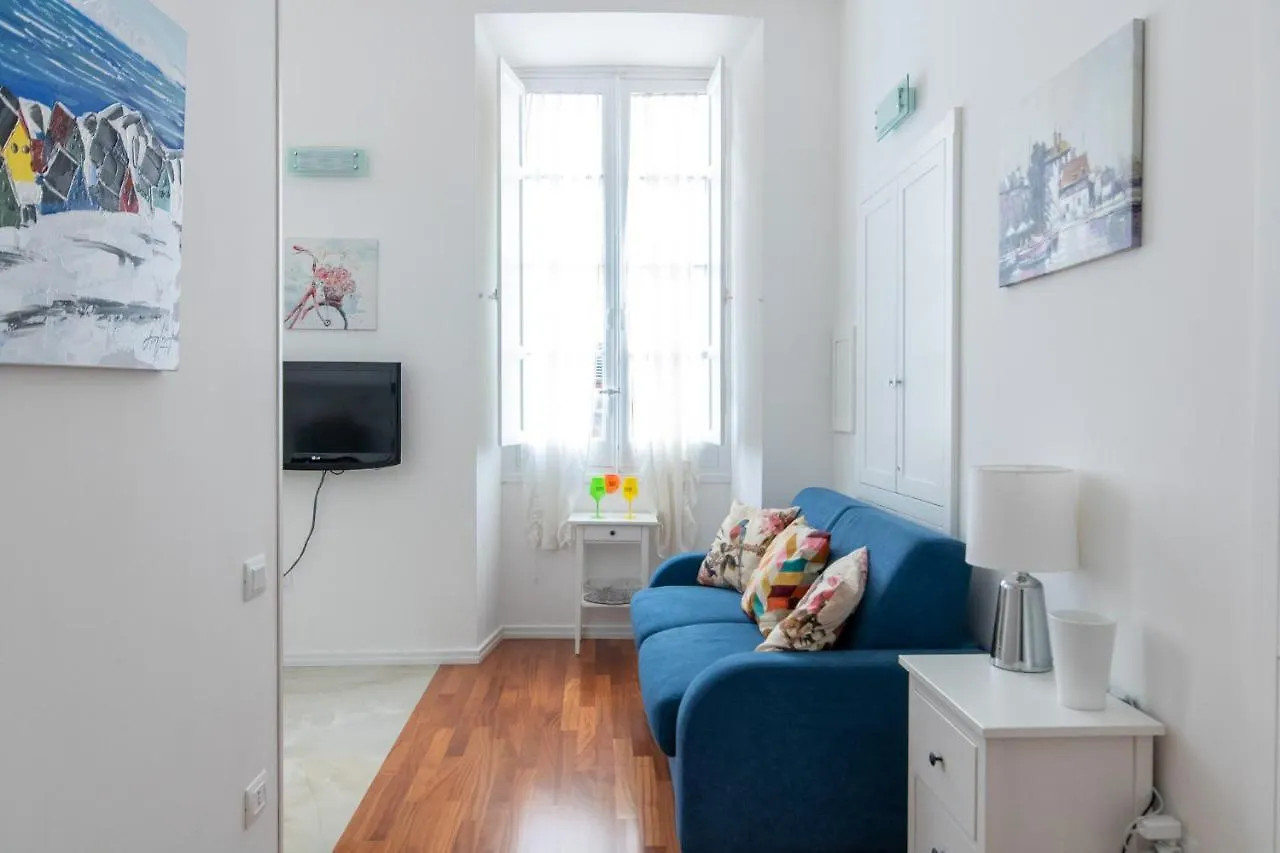 HC Home Claudia Cagliari Apartment